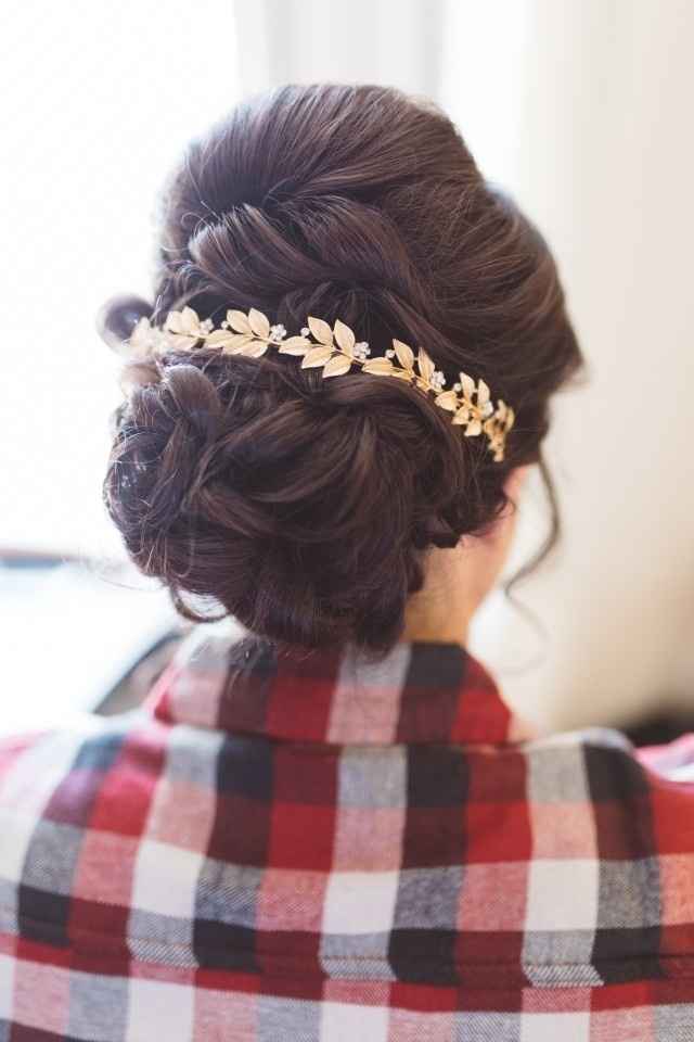 Updo hairstyles with veil (POST YOURS HERE)
