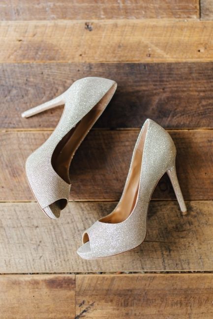 Let Me See Your SHOES!