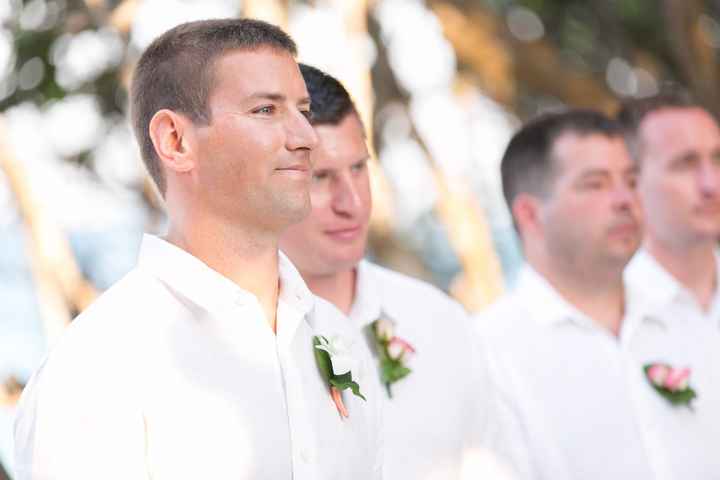 3 Reasons First Looks Wedding Photos Aren't For Everyone....