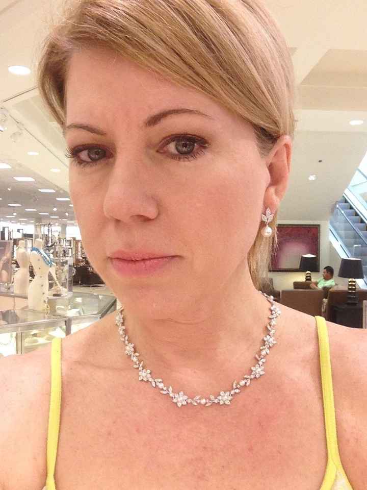 Which necklace? w/pic and dress pic