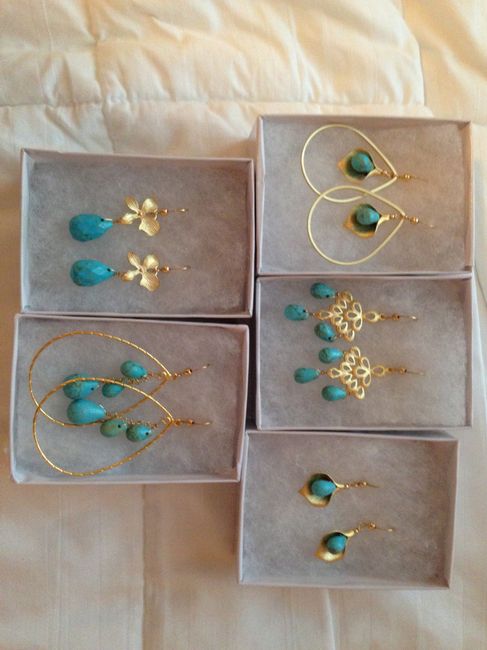 Bridesmaids bracelets are in! w/pics