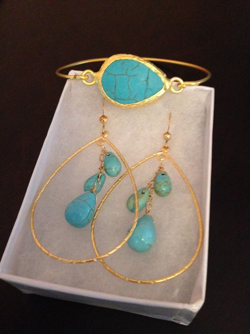 Bridesmaids bracelets are in! w/pics