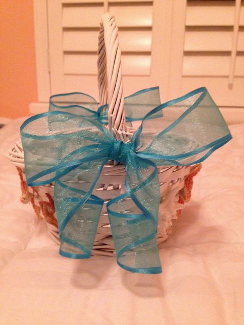 Made my flower girl basket :) w/pic