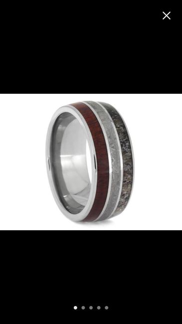 grooms wedding band.