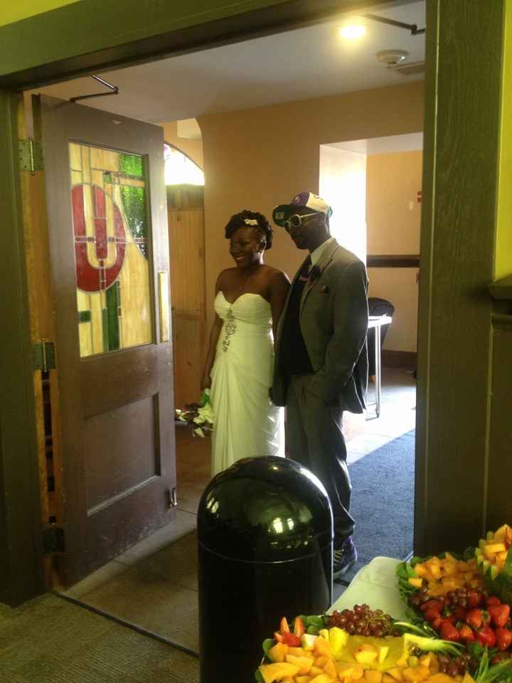 Back & married part 2...more pics & an update of my day