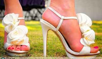 HELP..Need help finding these shoes..or something similar.. maybe not as high?