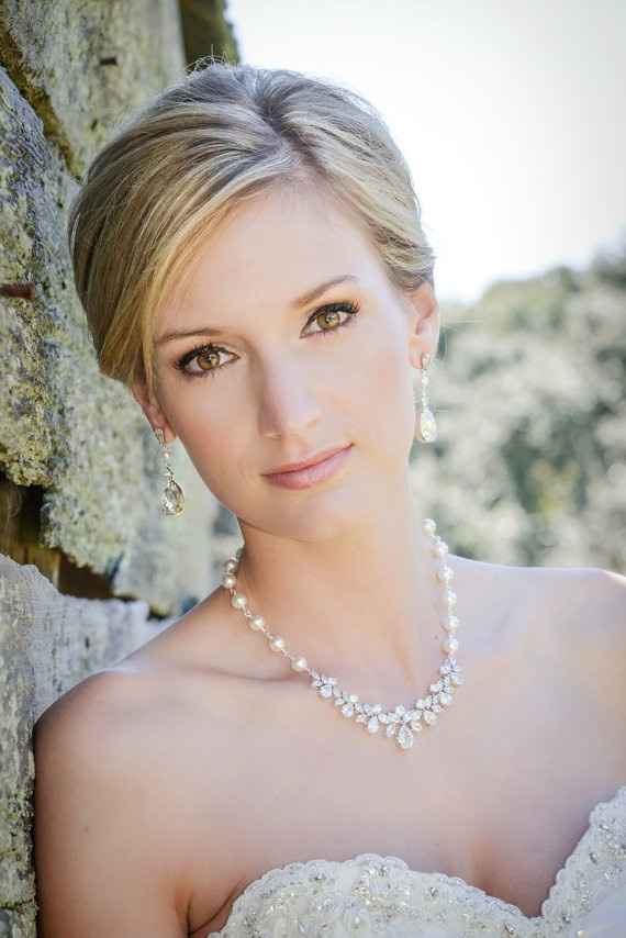 Would you a necklace or statement earrings and call it a day?