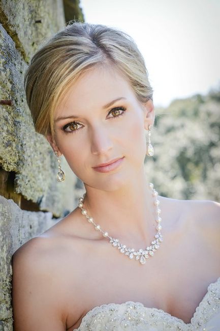 Bride accessories