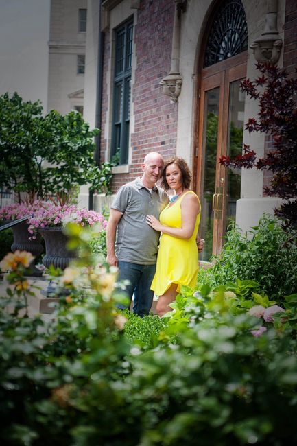 Engagement Pics Outift