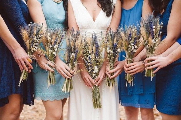 Flowers, or not to flower? Centerpiece ideas plus real vs. fake debate