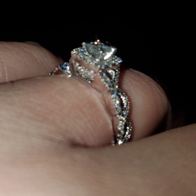 Brides of 2022! Show us your ring! 9