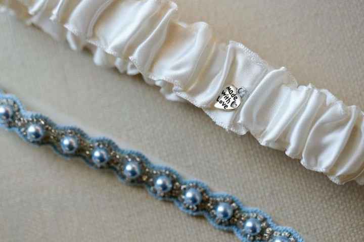 Show off your garter!