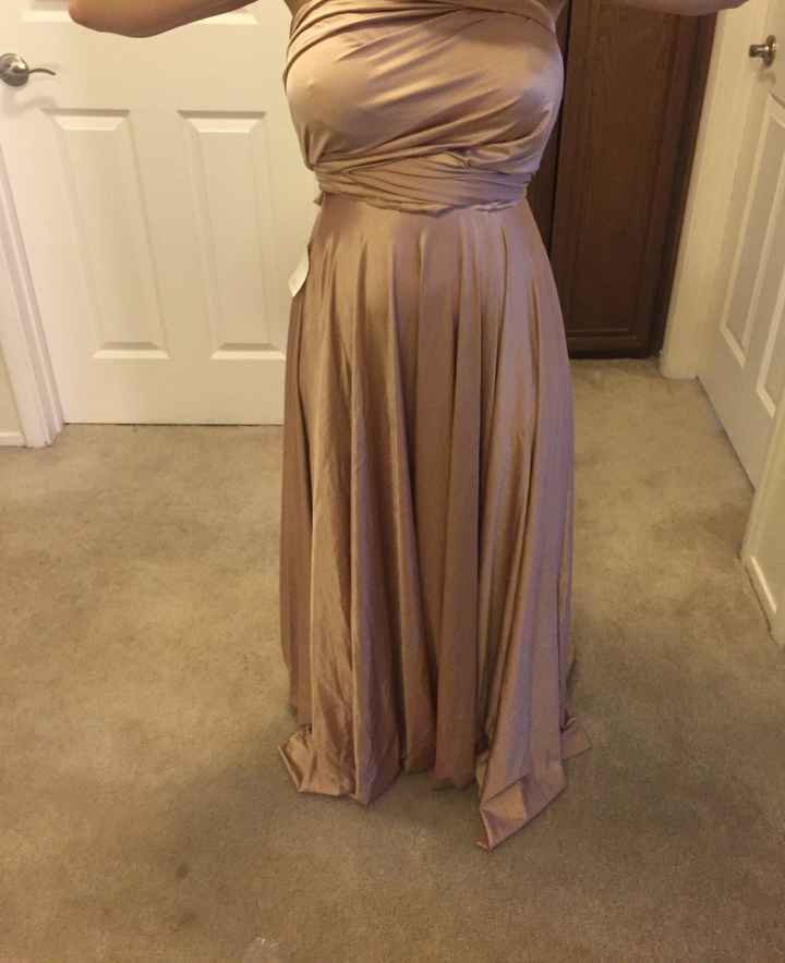Change out of bridemaid's dress after dinner?