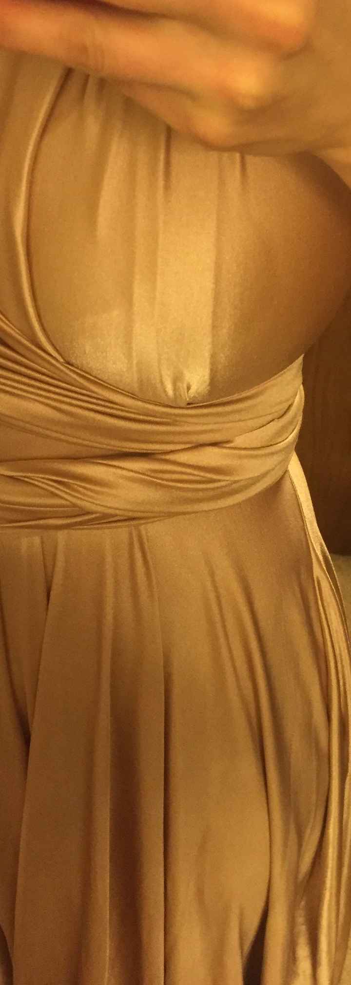 Change out of bridemaid's dress after dinner?