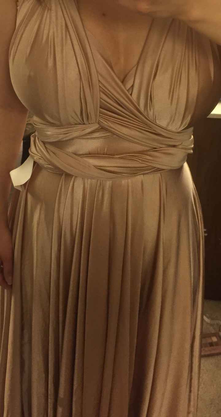 Change out of bridemaid's dress after dinner?