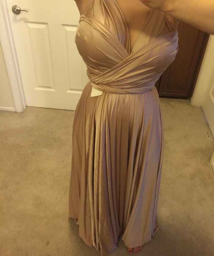 Change out of bridemaid's dress after dinner?