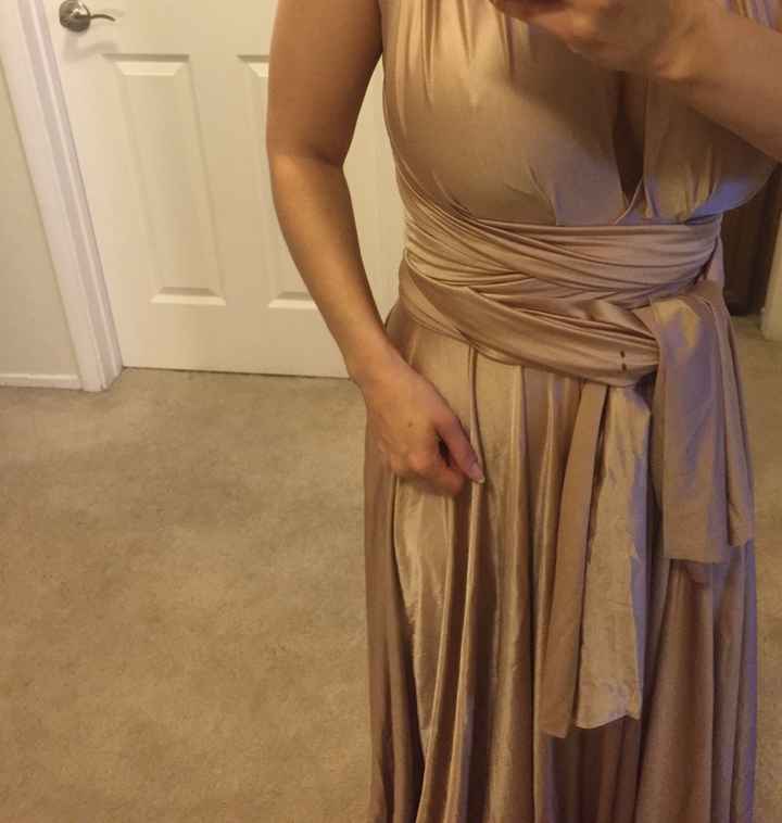 Change out of bridemaid's dress after dinner?