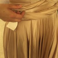 Change out of bridemaid's dress after dinner?