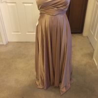 Change out of bridemaid's dress after dinner?