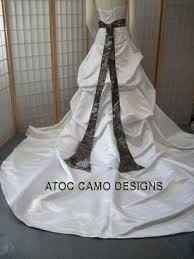 spring wedding colo help