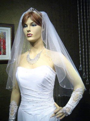 I bought my veil!!!!!!!!!! **PICS**