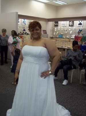 I SAID YES TO THE DRESS!!!!!!!! **PICS**