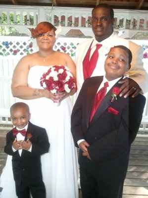 OFFICIALLY MRS. BROWN!!!!!!!!!!!!!!!!!!!!!!!!! **PICS**