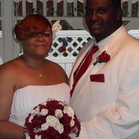 Let's see all of the bride's with their grooms!