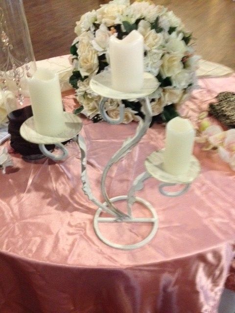 Linens and centerpiece opinions (pics included)