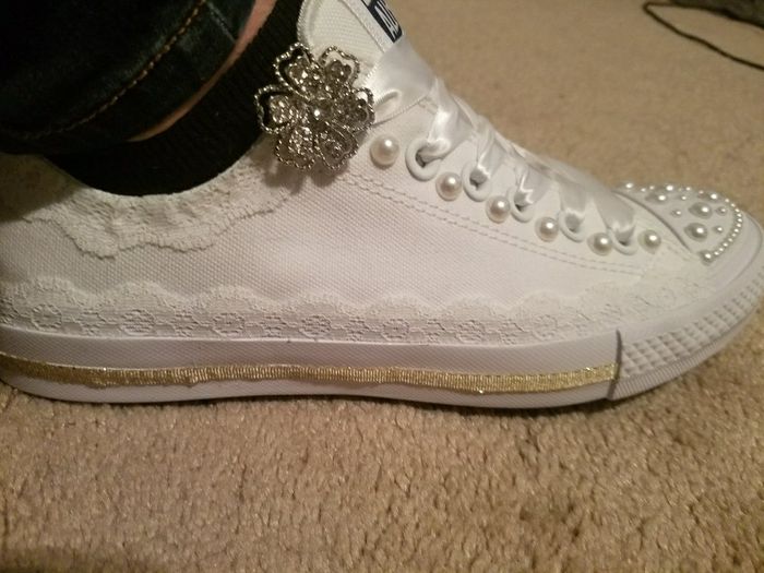 Sneakers for the entire wedding? 2
