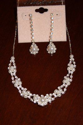 Having a necklace dilema! *Updated with dress pic in comments*
