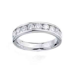 WR-New Brides to be (or 'old' if you like) Let us see your RINGS!