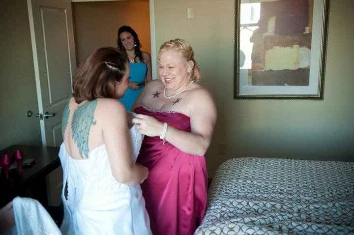 Show off here!  What do you/did you love best about your wedding?  Post pics!  :)