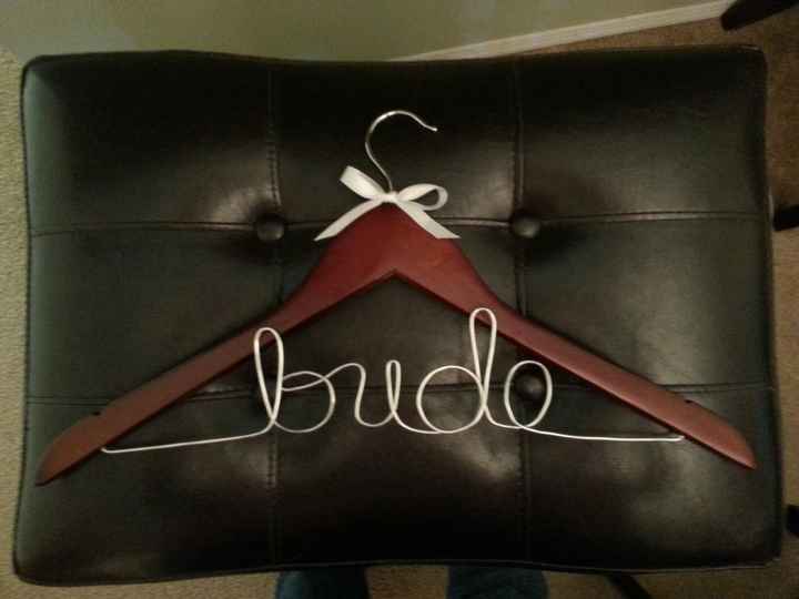 DIY wedding hanger (*pics)