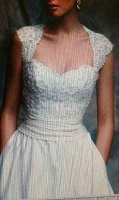 I need help finding a dress like this please! If not do i need to do get a custome dress?
