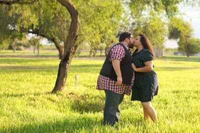 May I present to you our engagement pictures:)!!!!