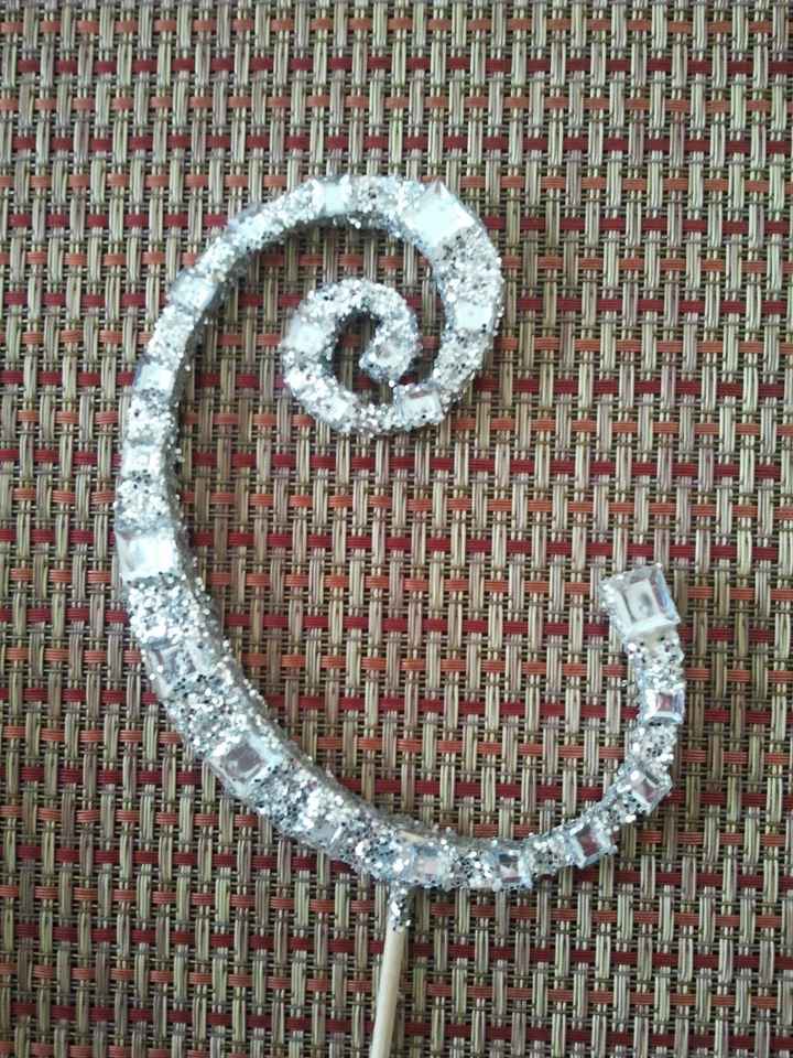 My DIY bling cake topper