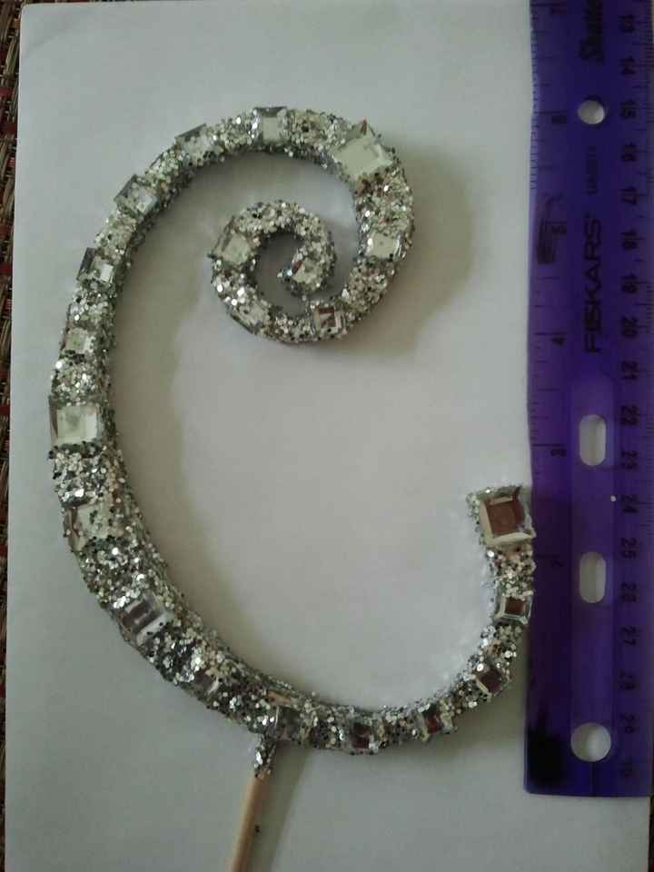 My DIY bling cake topper