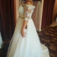  Adding lace sleeves onto a strapless dress - 1