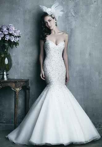 Wedding dess: Fantasy vs Reality