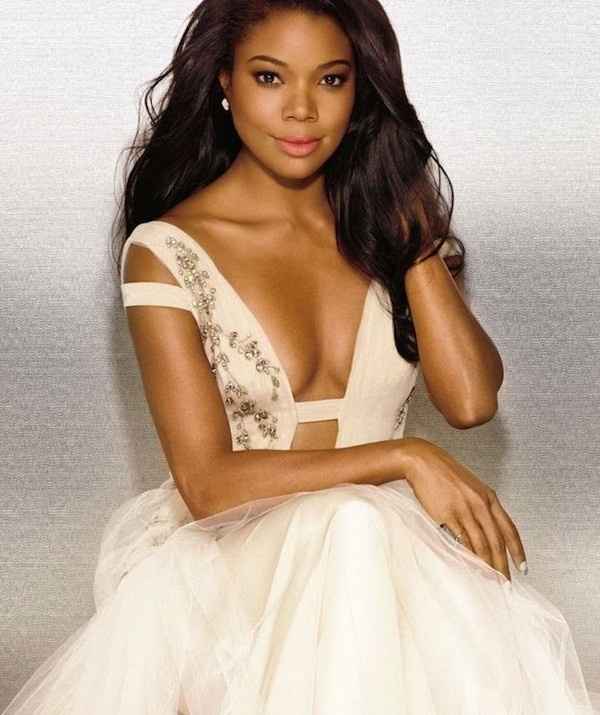 Can anyone help with down or half-up half-down hair inspiration?