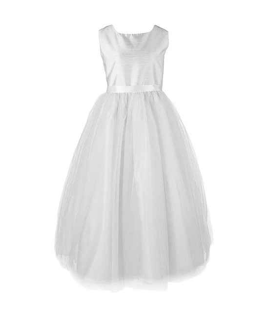 I wanna see your flower girl dresses!!