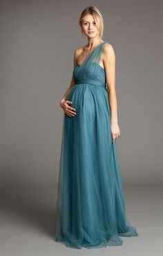 Will be 5 1/2 months pregnant on day of wedding!