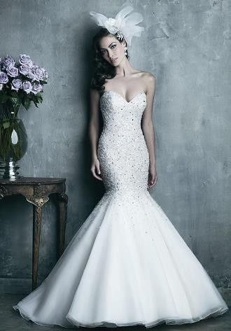 Wedding dess: Fantasy vs Reality