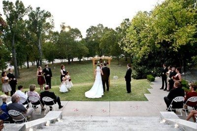 The Great Debate- Indoor or Outdoor Ceremony?
