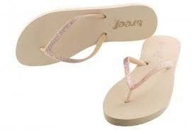 Which flip flops do you like better??