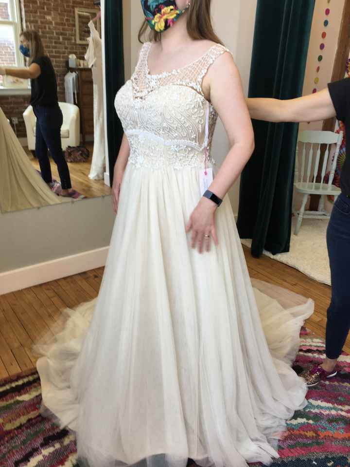 Feeling Down, Show me your dresses on you - 1