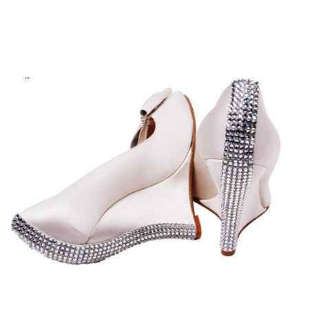 Wearing heels for wedding but flats for reception...