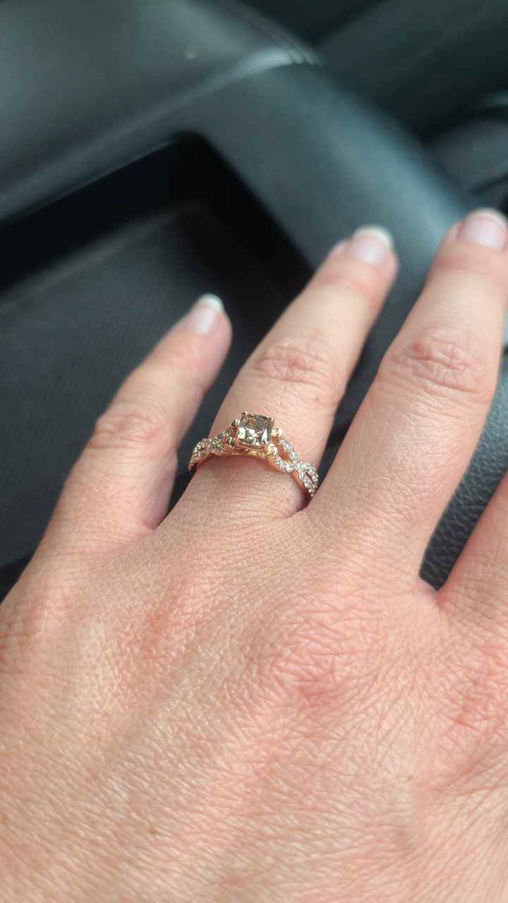 Brides of 2022! Show us your ring! - 1