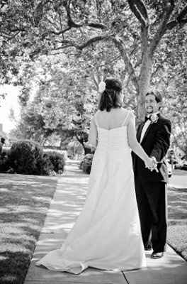 Married for 16 days now :)... pro pics inside!